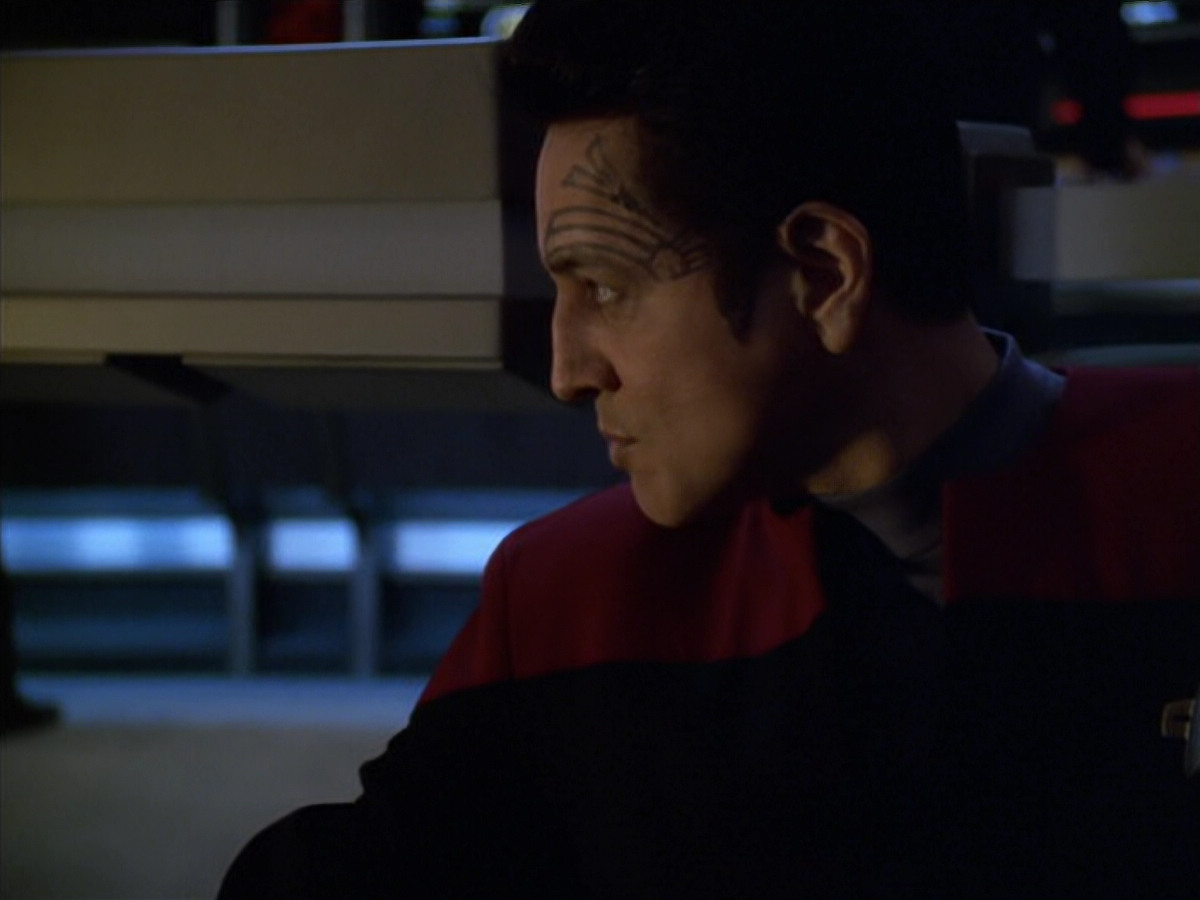 extant_StarTrek_VOY_5x25-Warhead_01263.jpg