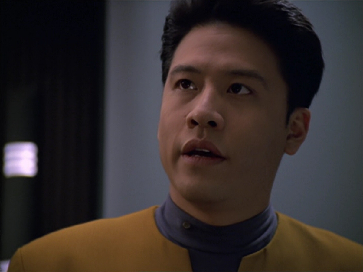 extant_StarTrek_VOY_5x25-Warhead_01307.jpg