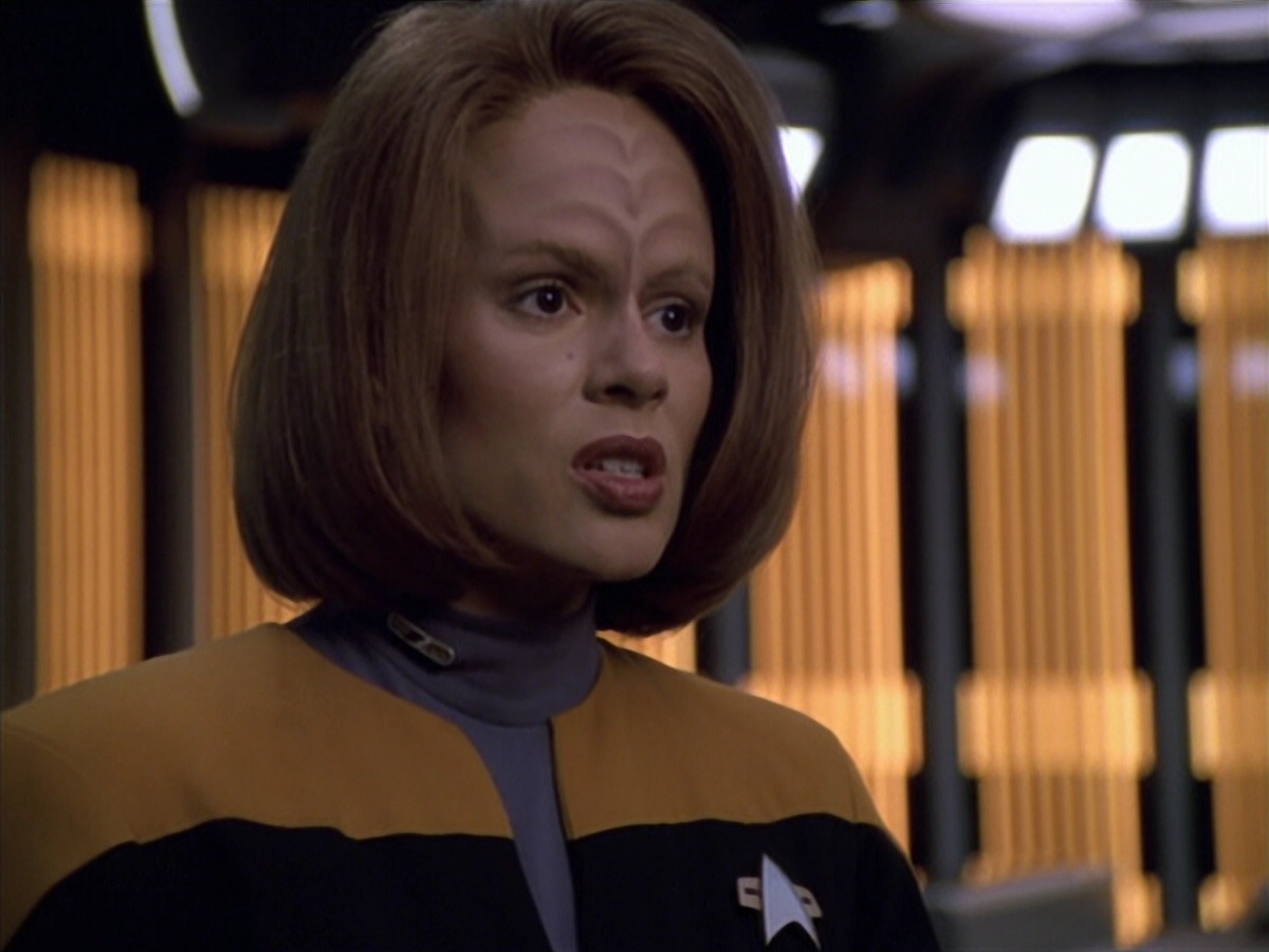 extant_StarTrek_VOY_5x25-Warhead_01339.jpg