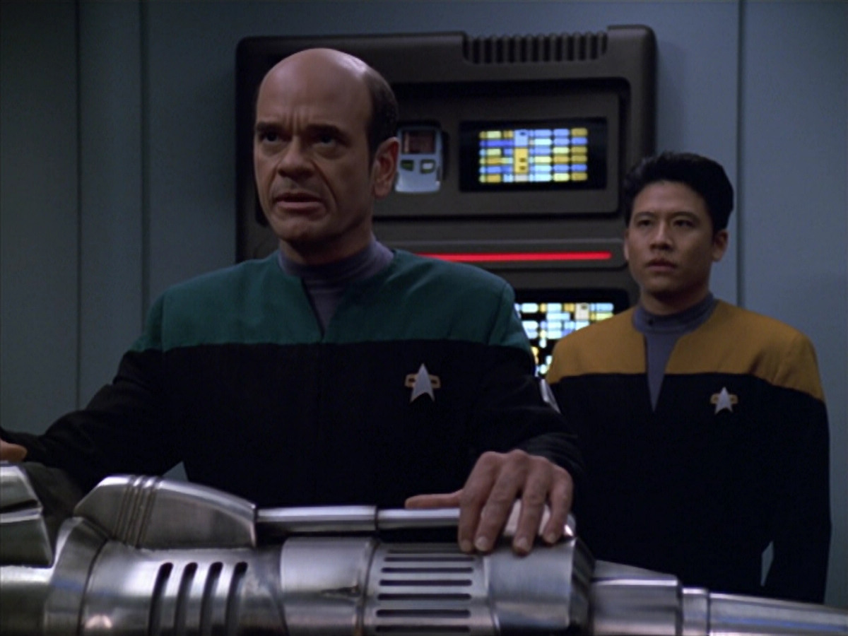 extant_StarTrek_VOY_5x25-Warhead_01403.jpg