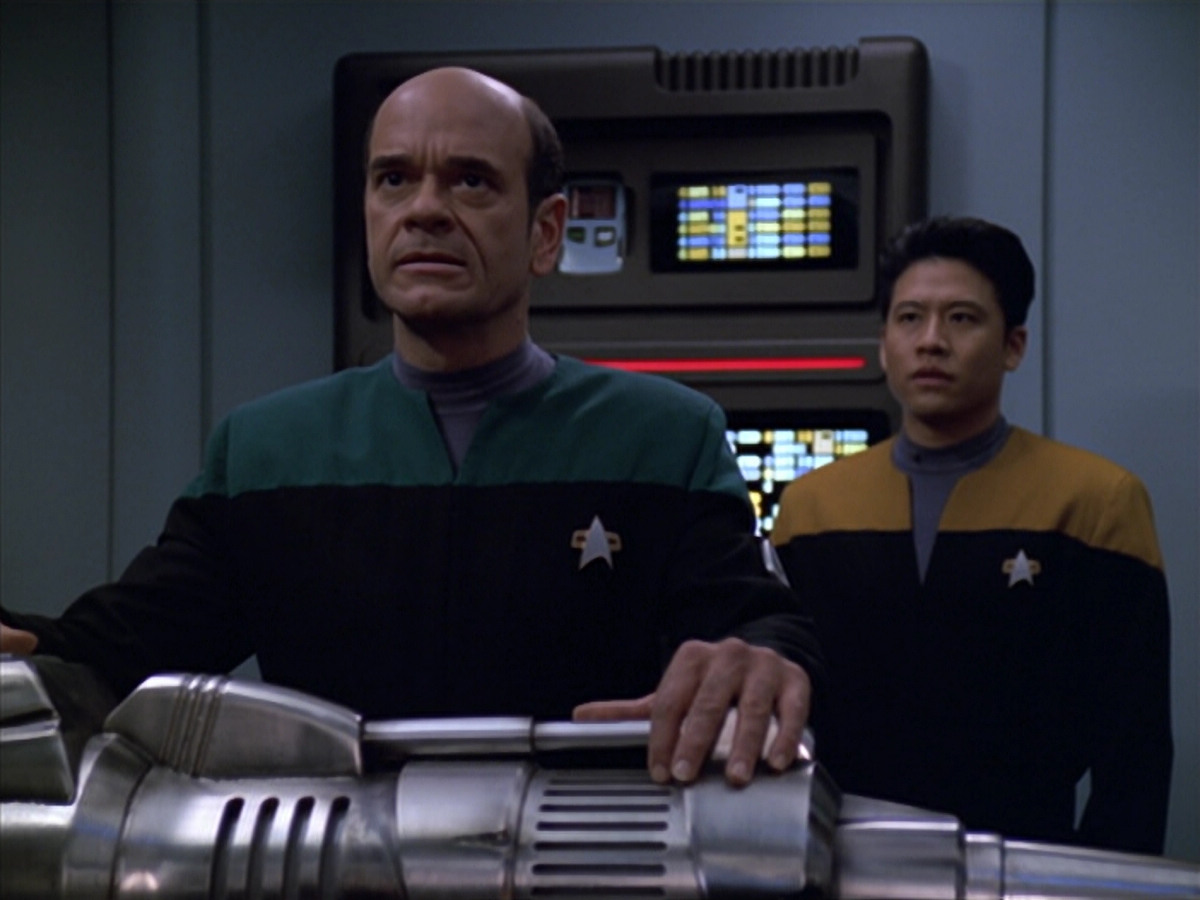 extant_StarTrek_VOY_5x25-Warhead_01404.jpg