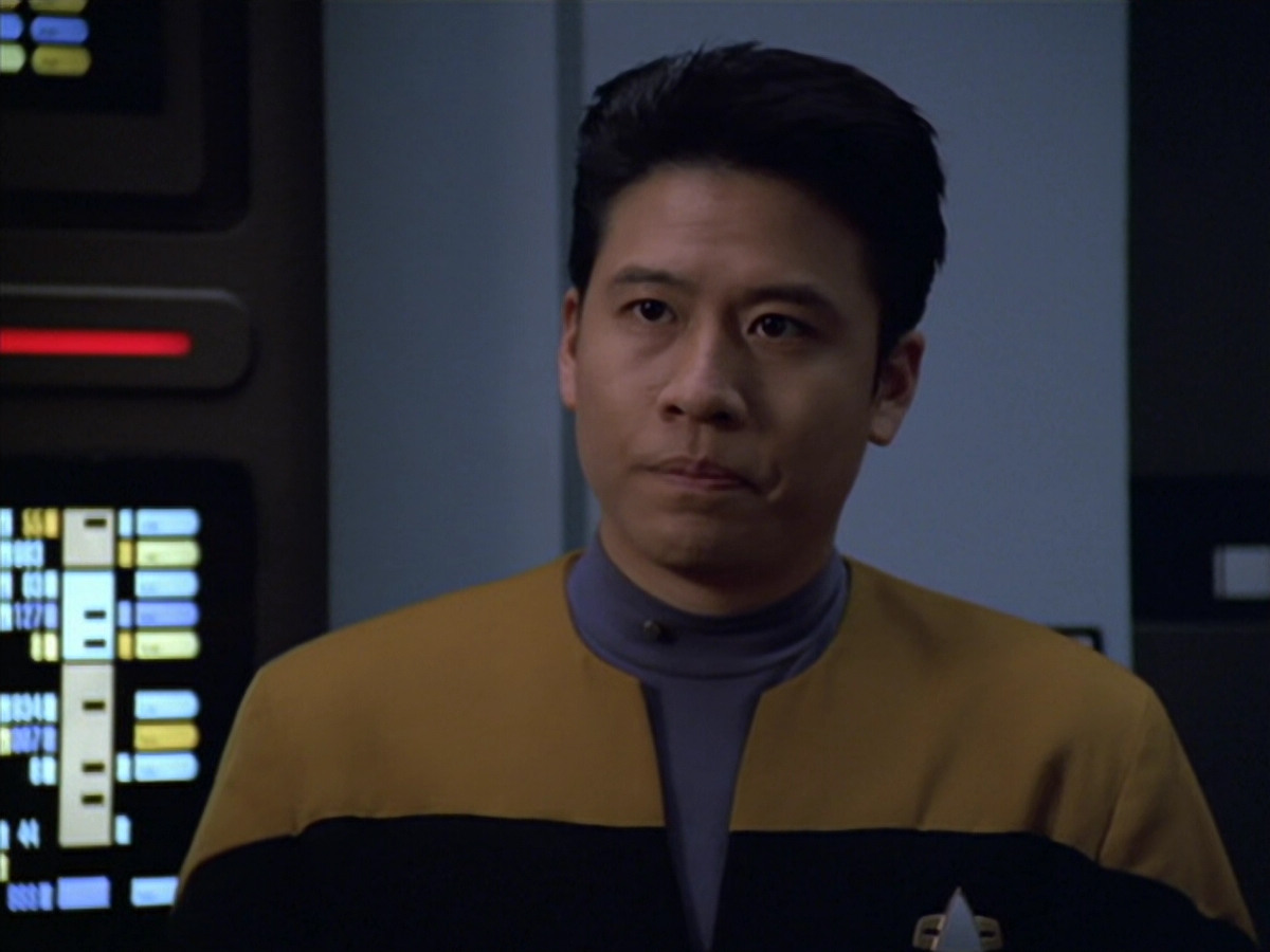 extant_StarTrek_VOY_5x25-Warhead_01410.jpg