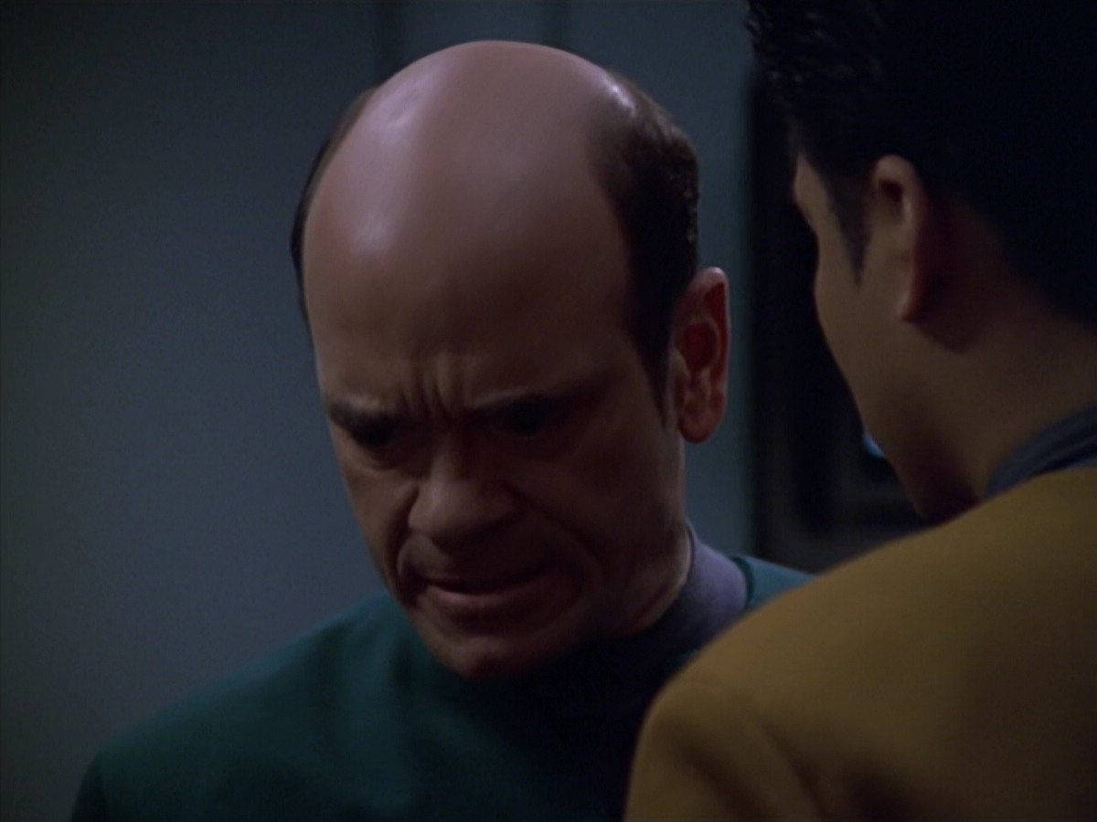 extant_StarTrek_VOY_5x25-Warhead_01420.jpg