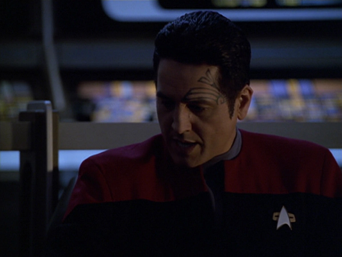extant_StarTrek_VOY_5x25-Warhead_01430.jpg