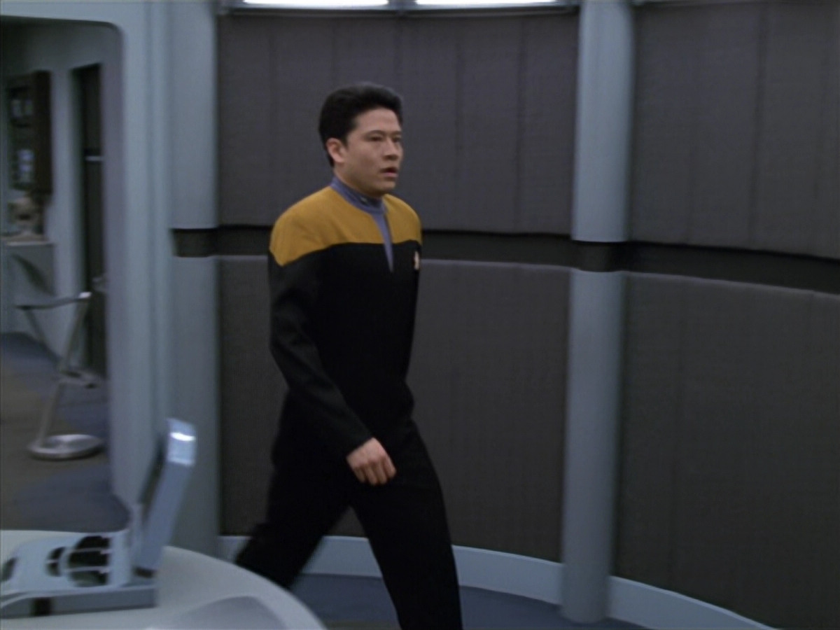 extant_StarTrek_VOY_5x25-Warhead_01761.jpg