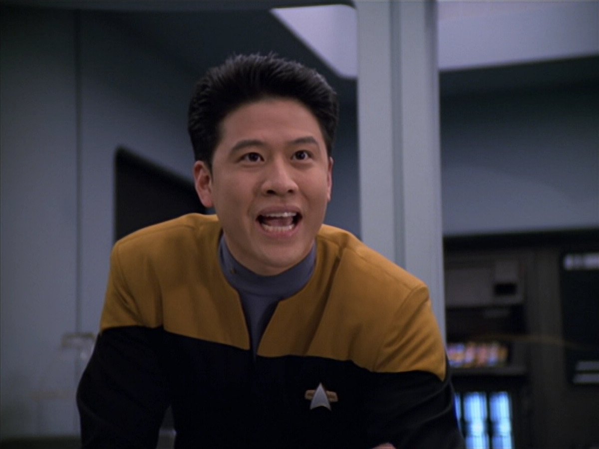 extant_StarTrek_VOY_5x25-Warhead_01860.jpg