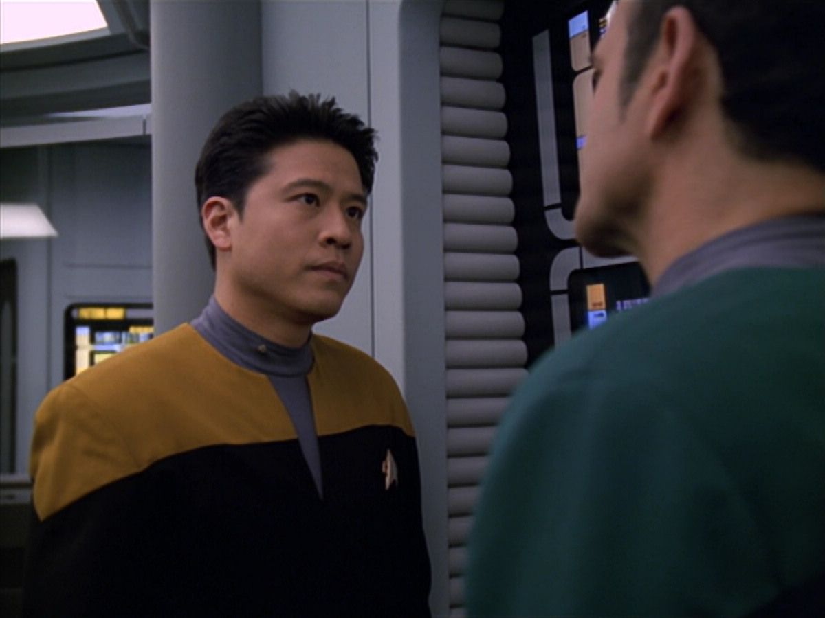 extant_StarTrek_VOY_5x25-Warhead_01934.jpg