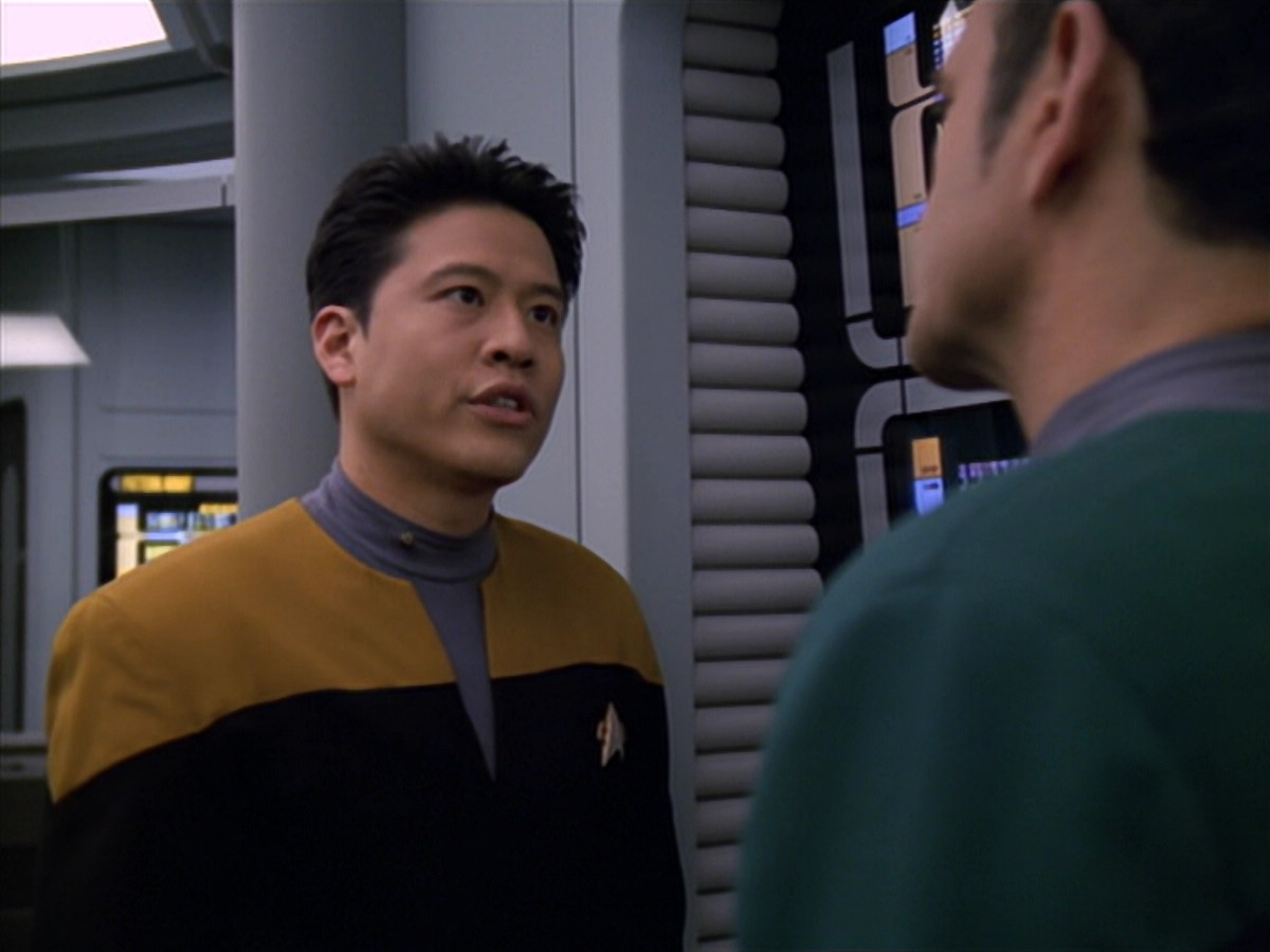 extant_StarTrek_VOY_5x25-Warhead_01935.jpg