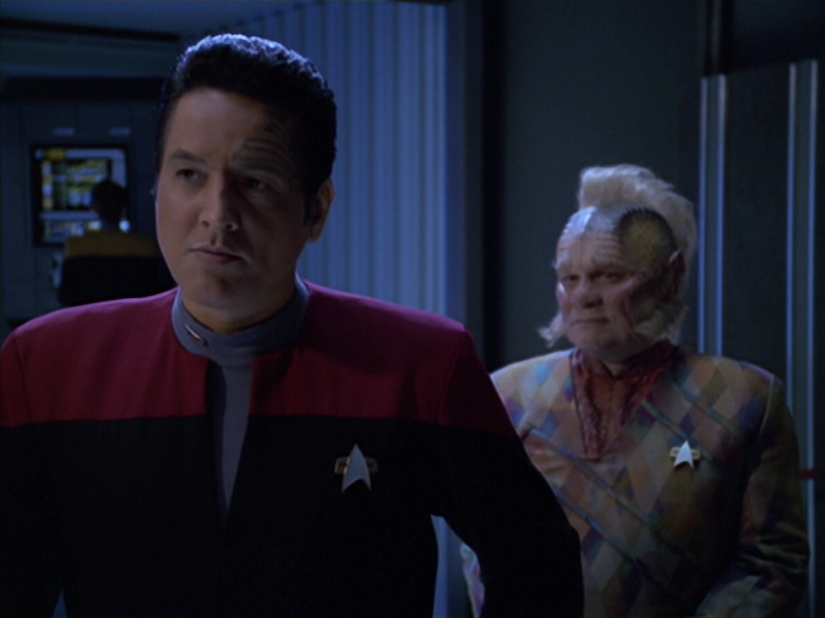 extant_StarTrek_VOY_5x25-Warhead_02121.jpg