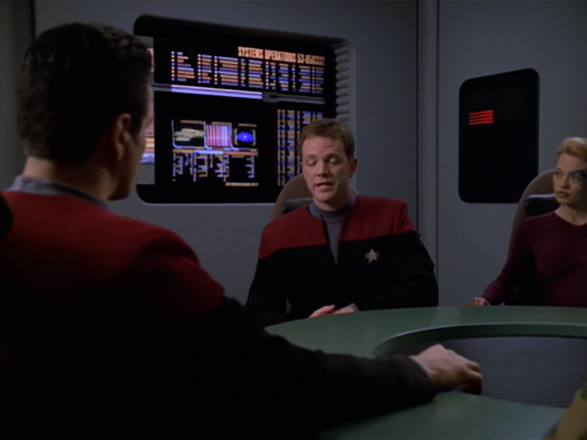 extant_StarTrek_VOY_5x25-Warhead_02424.jpg