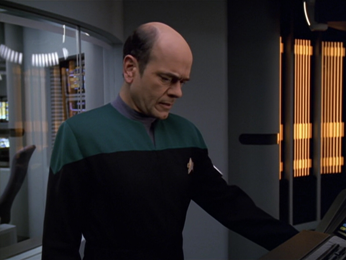 extant_StarTrek_VOY_5x25-Warhead_02502.jpg