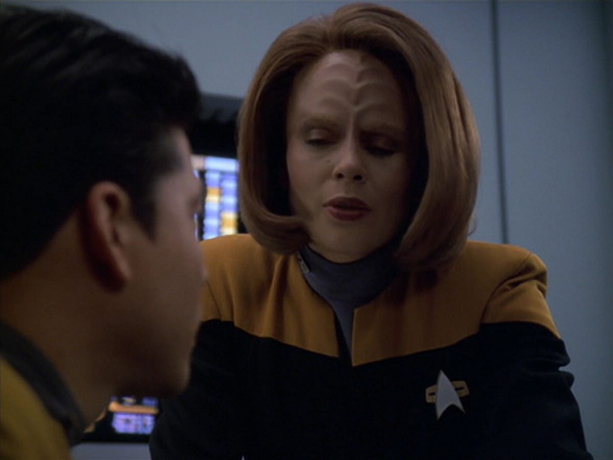 extant_StarTrek_VOY_5x25-Warhead_02548.jpg