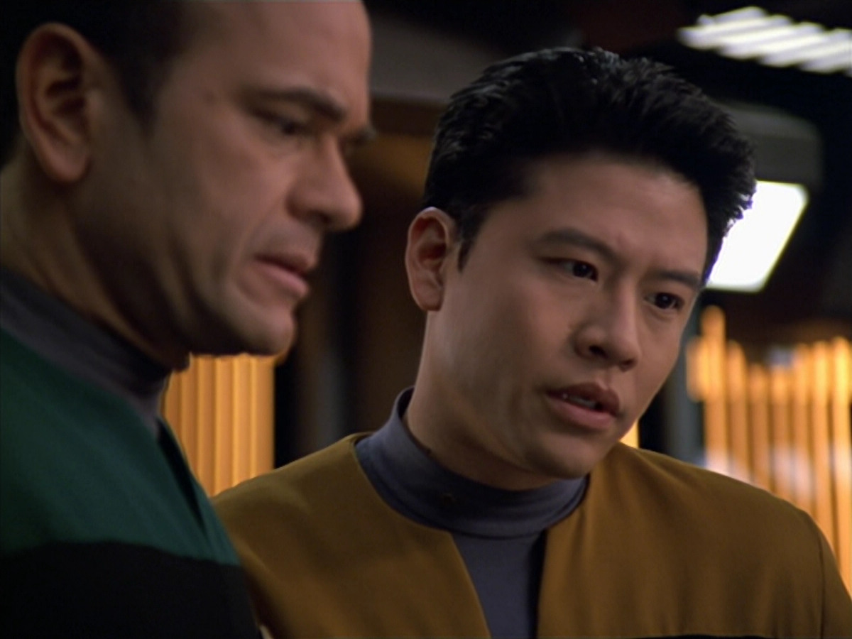 extant_StarTrek_VOY_5x25-Warhead_02699.jpg