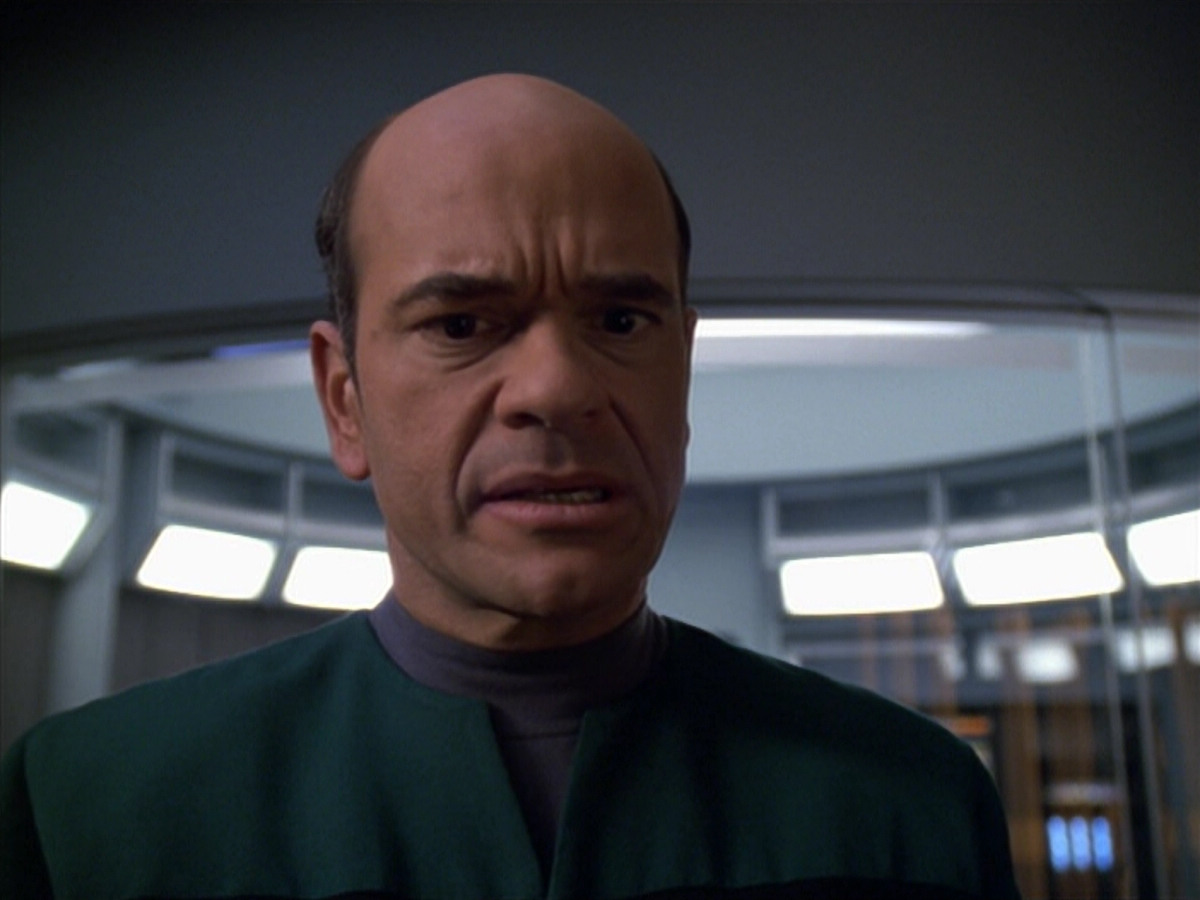extant_StarTrek_VOY_5x25-Warhead_02708.jpg