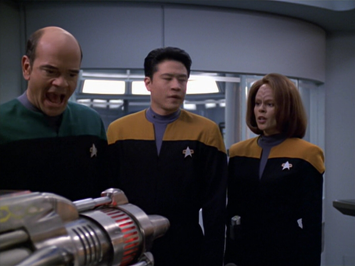 extant_StarTrek_VOY_5x25-Warhead_02775.jpg