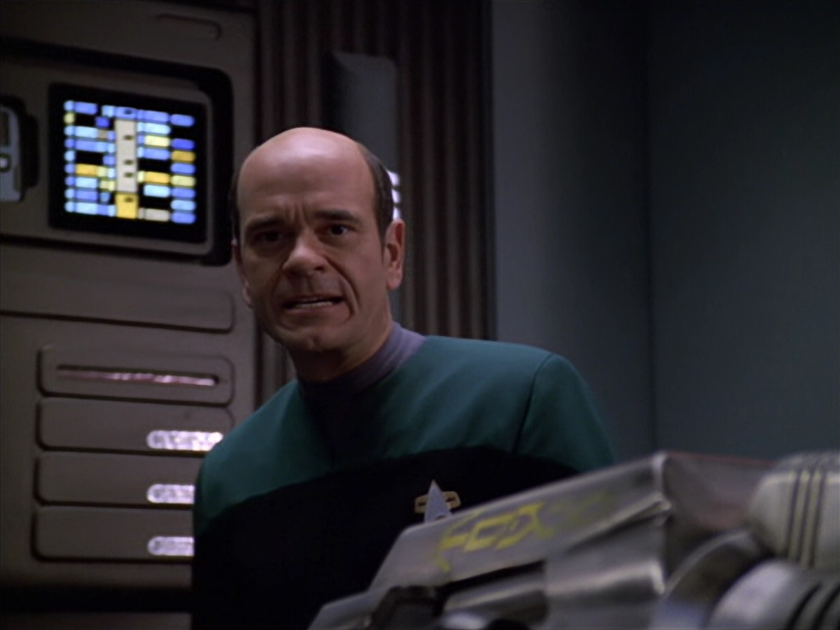 extant_StarTrek_VOY_5x25-Warhead_03065.jpg