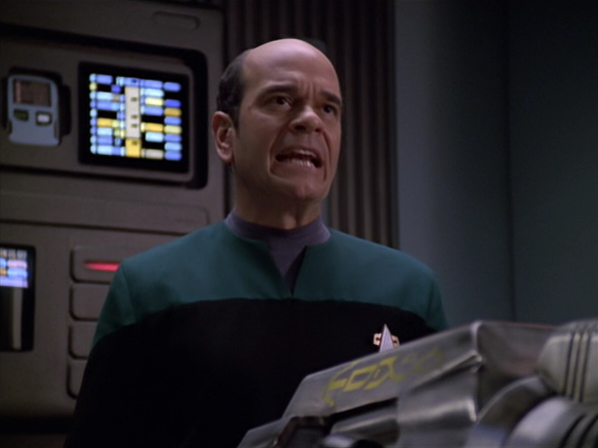 extant_StarTrek_VOY_5x25-Warhead_03067.jpg