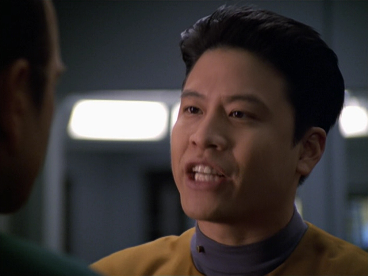 extant_StarTrek_VOY_5x25-Warhead_03303.jpg