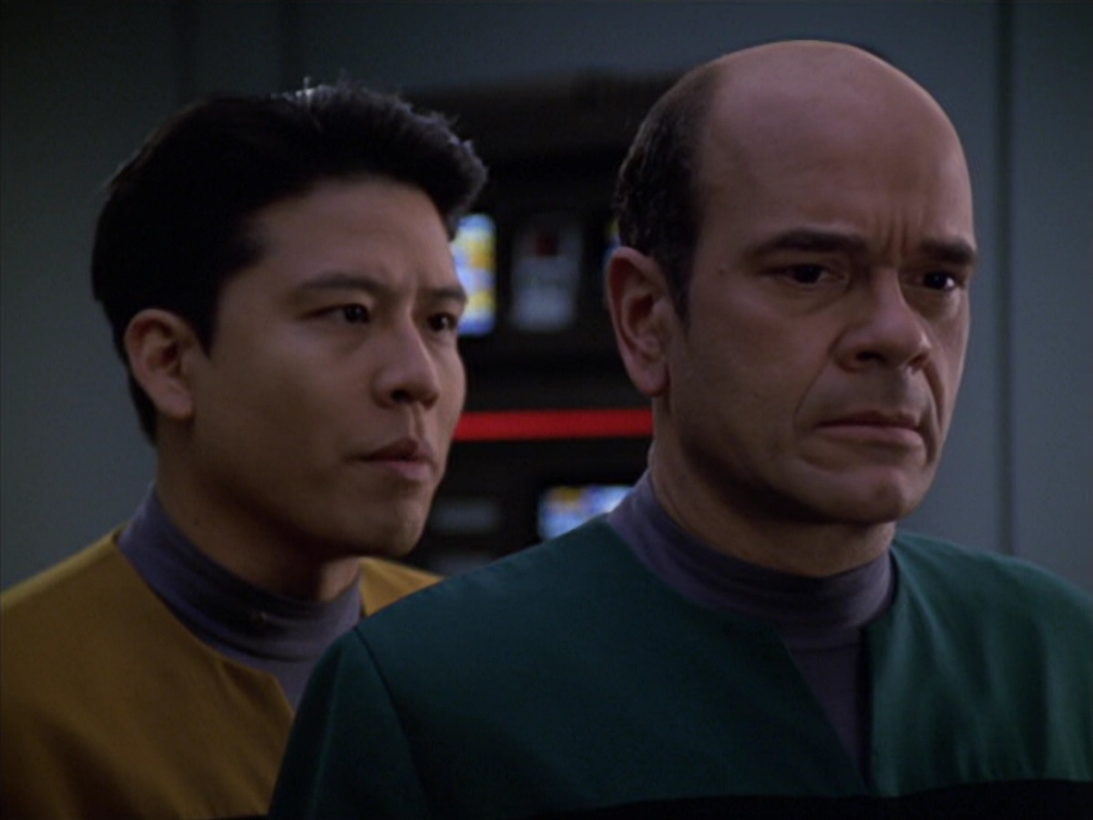 extant_StarTrek_VOY_5x25-Warhead_03325.jpg