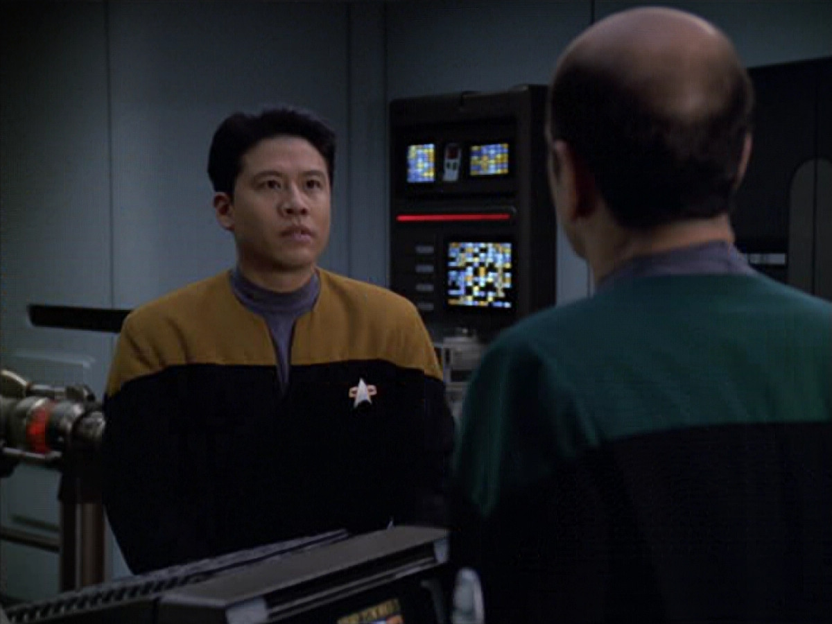 extant_StarTrek_VOY_5x25-Warhead_03357.jpg
