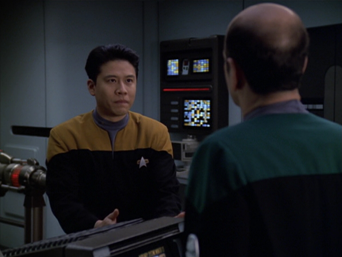 extant_StarTrek_VOY_5x25-Warhead_03358.jpg
