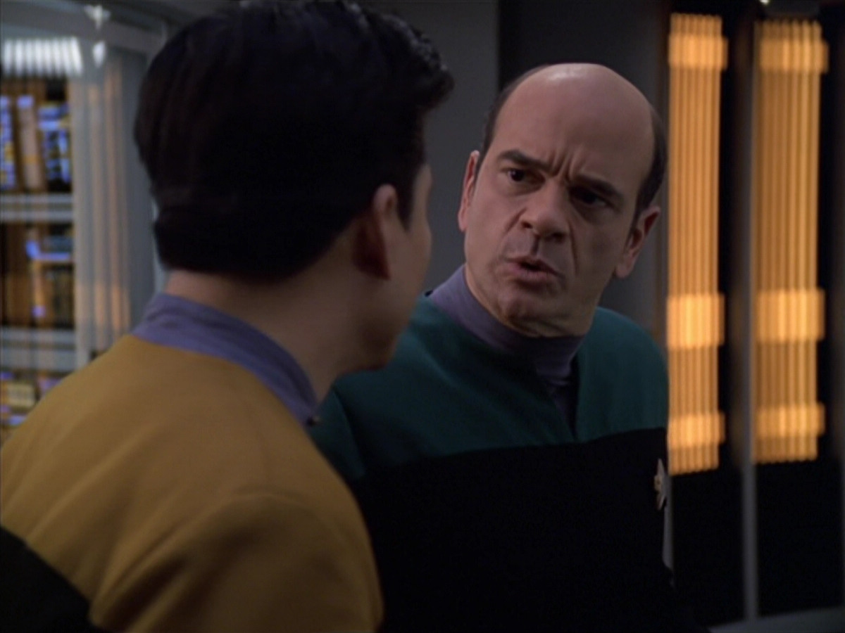 extant_StarTrek_VOY_5x25-Warhead_03409.jpg