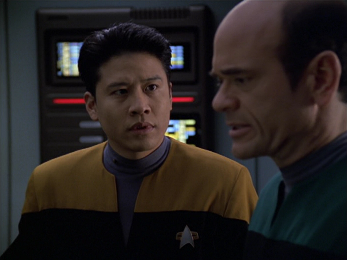 extant_StarTrek_VOY_5x25-Warhead_03424.jpg