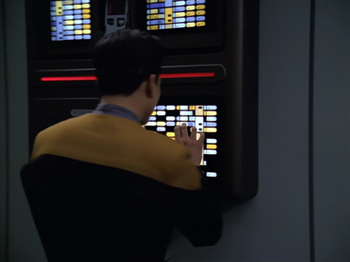 extant_StarTrek_VOY_5x25-Warhead_03466.jpg