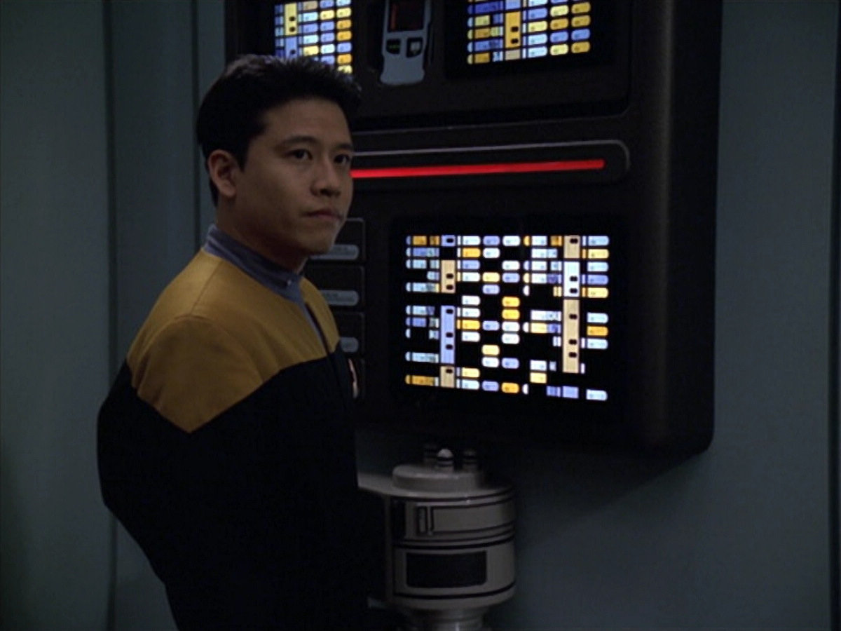 extant_StarTrek_VOY_5x25-Warhead_03499.jpg