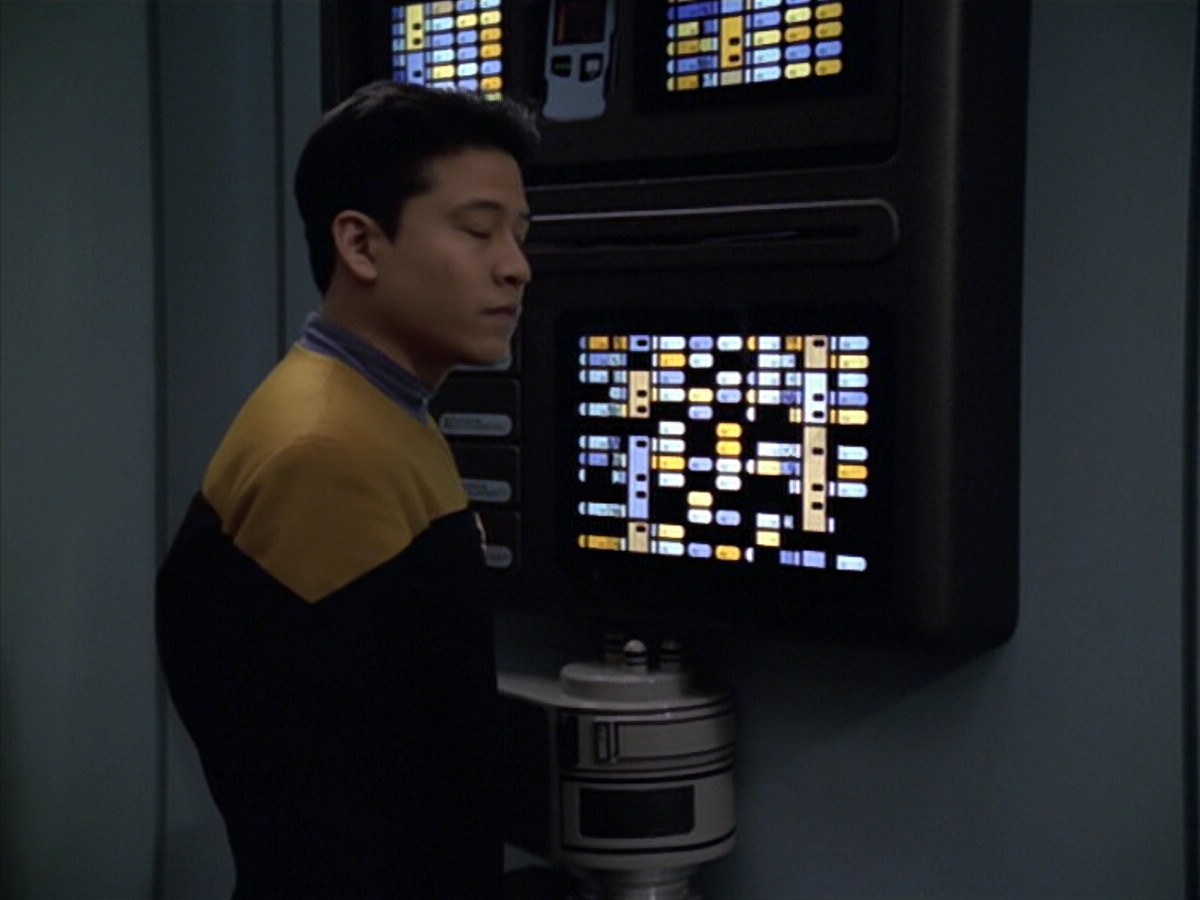 extant_StarTrek_VOY_5x25-Warhead_03500.jpg