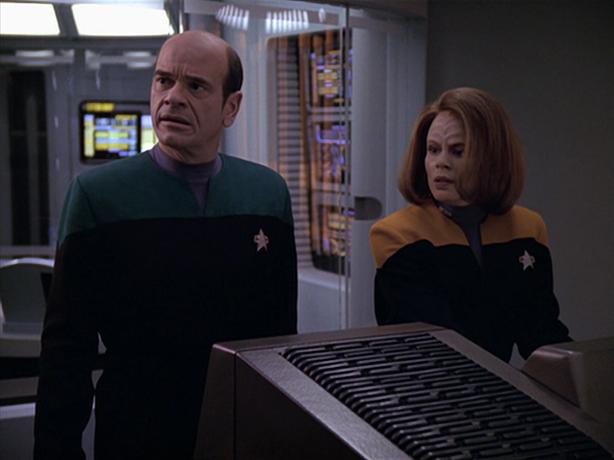 extant_StarTrek_VOY_5x25-Warhead_03520.jpg