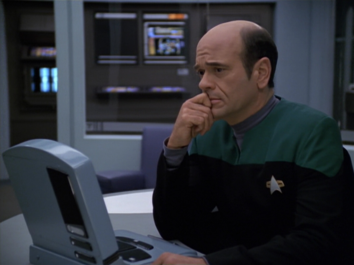 extant_StarTrek_VOY_5x25-Warhead_03608.jpg
