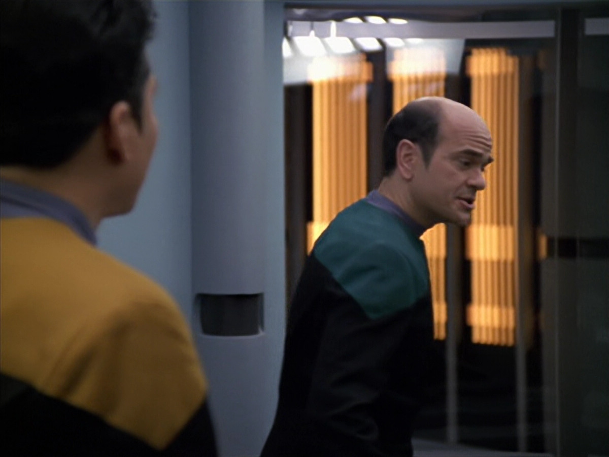 extant_StarTrek_VOY_5x25-Warhead_03632.jpg