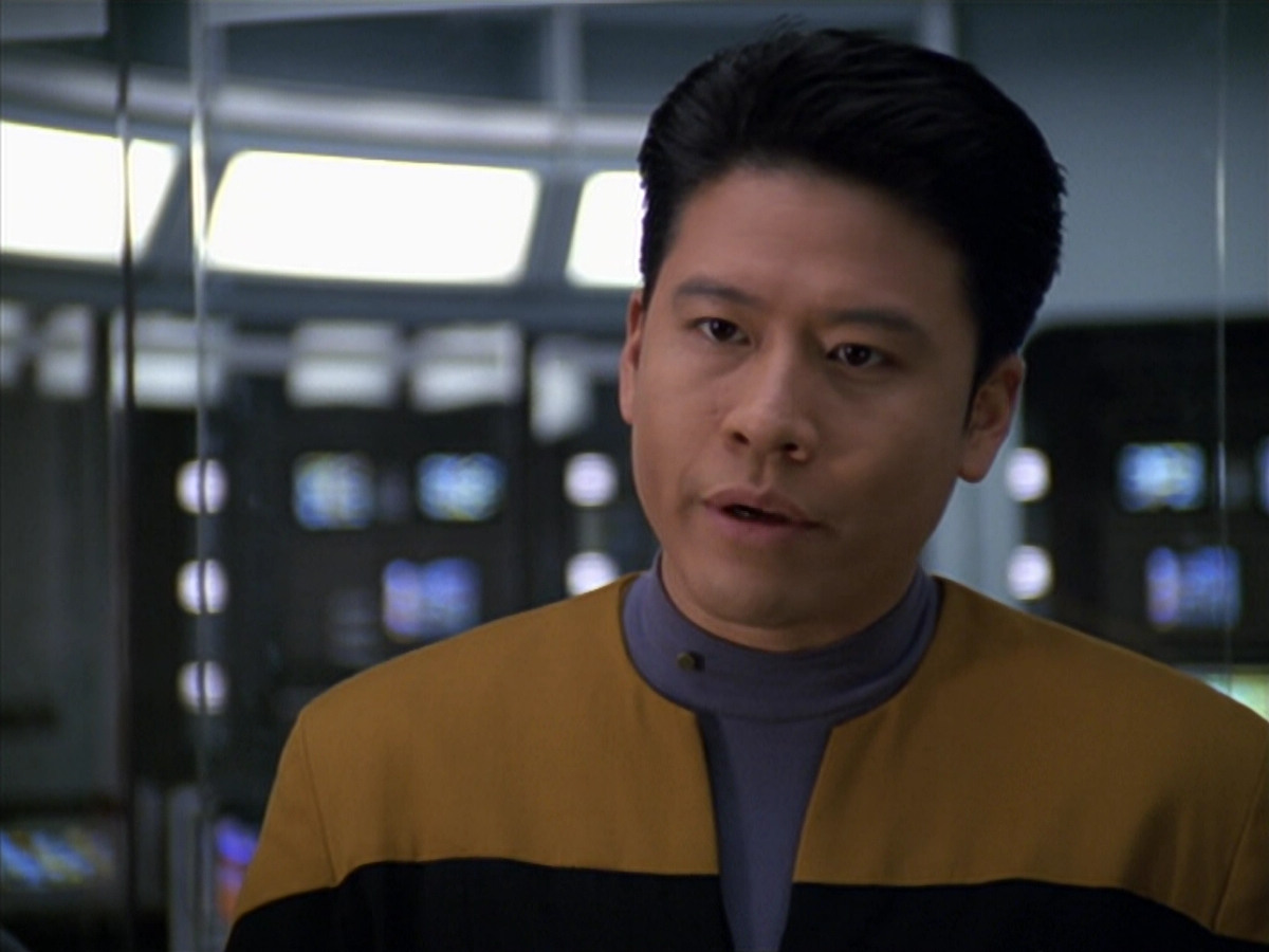 extant_StarTrek_VOY_5x25-Warhead_03690.jpg