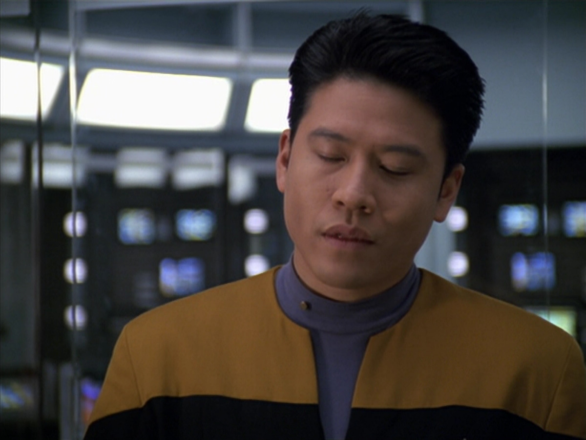 extant_StarTrek_VOY_5x25-Warhead_03706.jpg