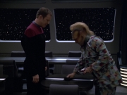 Filename=extant_StarTrek_VOY_5x25-Warhead_00026.jpg
Filesize=168KiB
Dimensions=1200x900
Date added=Nov 22, 2019 extant_StarTrek_VOY_5x25-Warhead_00026.jpg
