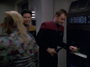 Filename=extant_StarTrek_VOY_5x25-Warhead_00084.jpg
Filesize=149KiB
Dimensions=1200x900
Date added=Nov 22, 2019 extant_StarTrek_VOY_5x25-Warhead_00084.jpg