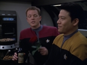 Filename=extant_StarTrek_VOY_5x25-Warhead_00123.jpg
Filesize=145KiB
Dimensions=1200x900
Date added=Nov 22, 2019 extant_StarTrek_VOY_5x25-Warhead_00123.jpg