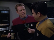 Filename=extant_StarTrek_VOY_5x25-Warhead_00131.jpg
Filesize=150KiB
Dimensions=1200x900
Date added=Nov 22, 2019 extant_StarTrek_VOY_5x25-Warhead_00131.jpg
