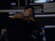 Filename=extant_StarTrek_VOY_5x25-Warhead_00143.jpg
Filesize=141KiB
Dimensions=1200x900
Date added=Nov 22, 2019 extant_StarTrek_VOY_5x25-Warhead_00143.jpg