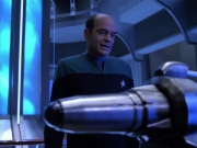 Filename=extant_StarTrek_VOY_5x25-Warhead_00824.jpg
Filesize=185KiB
Dimensions=1200x900
Date added=Nov 22, 2019 extant_StarTrek_VOY_5x25-Warhead_00824.jpg