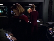 Filename=extant_StarTrek_VOY_5x25-Warhead_00915.jpg
Filesize=150KiB
Dimensions=1200x900
Date added=Nov 22, 2019 extant_StarTrek_VOY_5x25-Warhead_00915.jpg
