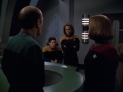 extant_StarTrek_VOY_5x25-Warhead_01004.jpg