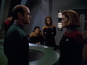 extant_StarTrek_VOY_5x25-Warhead_01006.jpg