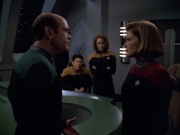 extant_StarTrek_VOY_5x25-Warhead_01008.jpg