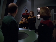 extant_StarTrek_VOY_5x25-Warhead_01012.jpg