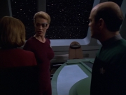 extant_StarTrek_VOY_5x25-Warhead_01019.jpg