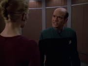 extant_StarTrek_VOY_5x25-Warhead_01025.jpg