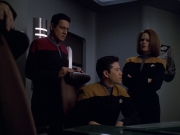 extant_StarTrek_VOY_5x25-Warhead_01043.jpg