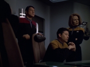 extant_StarTrek_VOY_5x25-Warhead_01062.jpg